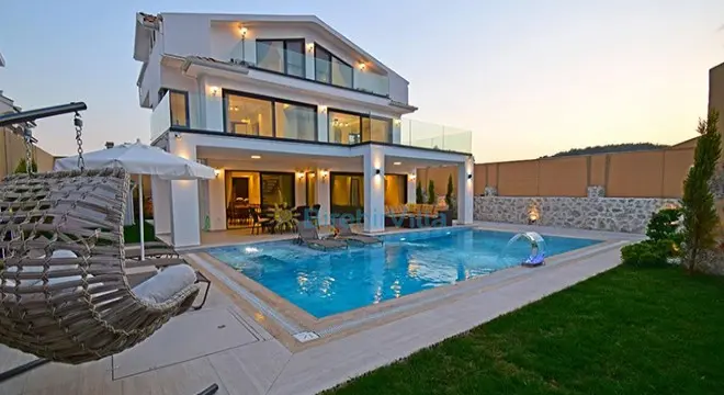 Zekeriyaköy Ulus villa akıllı ev bina otomasyonu Crestron KNX kurulum